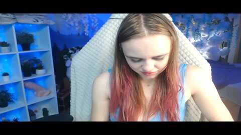 miichell_star @ myfreecams on 20231019