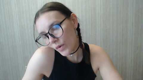 quanishaa @ myfreecams on 20231019