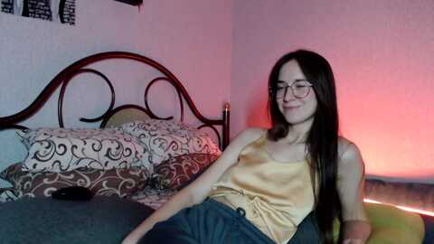 wow__kelly @ myfreecams on 20231019