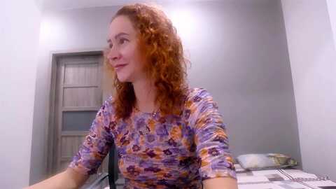 xeniamilf @ myfreecams on 20231019