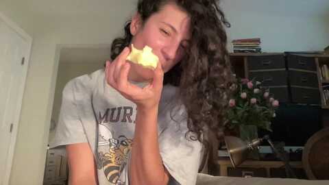 annareylee @ myfreecams on 20231020