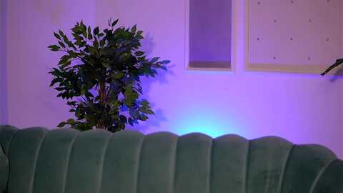 blackcloverx @ myfreecams on 20231020