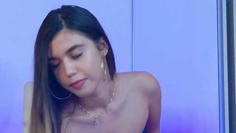 clairejenner @ myfreecams on 20231020
