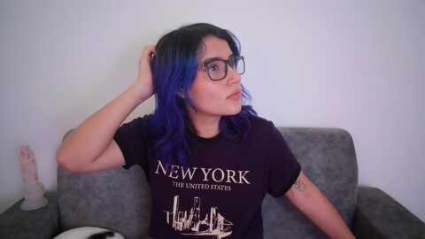 emily_2016 @ myfreecams on 20231020