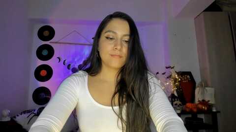 eva_collins2 @ myfreecams on 20231020