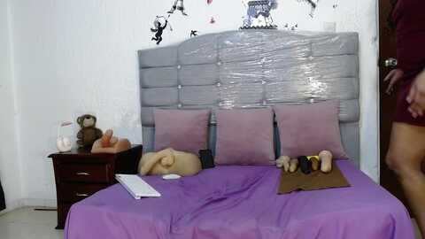 fingeri_ass @ myfreecams on 20231020