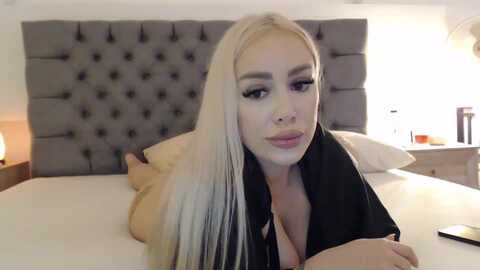 fluffycookie_ @ myfreecams on 20231020