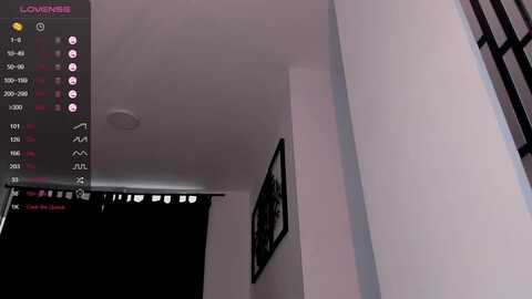 hanna_risso @ myfreecams on 20231020