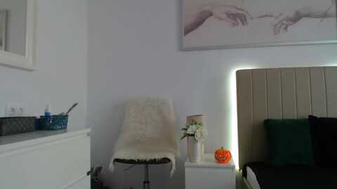 hrystina_ @ myfreecams on 20231020