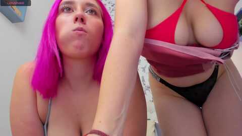 julietroom @ myfreecams on 20231020