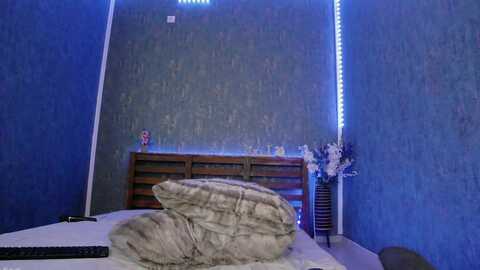 kairafantasy @ myfreecams on 20231020