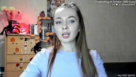 lizaghost @ myfreecams on 20231020