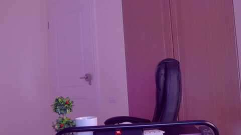 lorettelorena @ myfreecams on 20231020