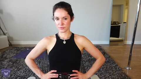 missmiashelby @ myfreecams on 20231020