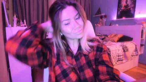 nickyblein @ myfreecams on 20231020