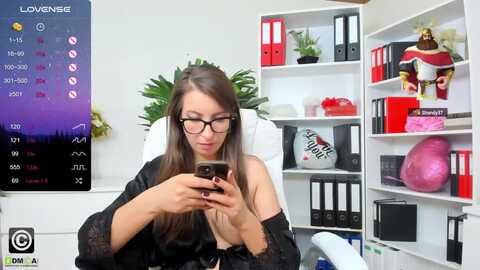 raisawest @ myfreecams on 20231020