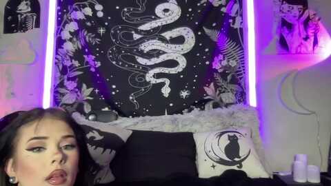 rileywoods @ myfreecams on 20231020