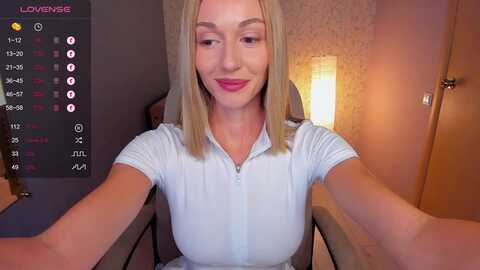 uniiquemilana @ myfreecams on 20231020