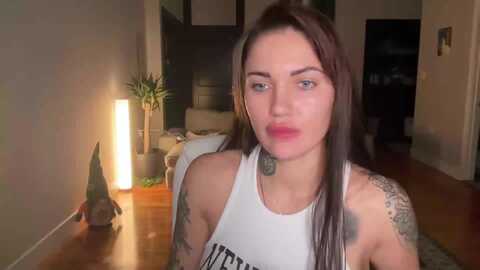 aishanebulski @ myfreecams on 20231021