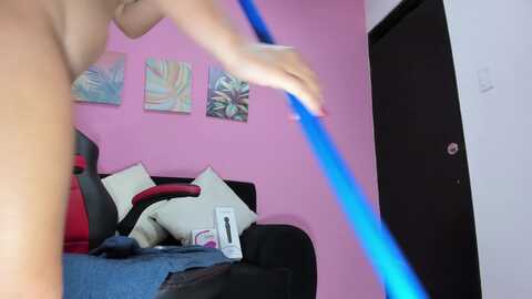 alix1_ @ myfreecams on 20231021