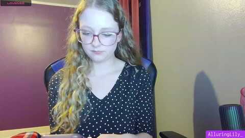 alluringlily_ @ myfreecams on 20231021