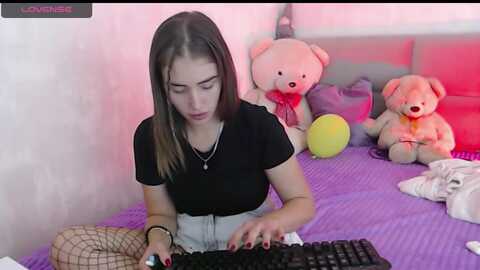 anyagrey9 @ myfreecams on 20231021