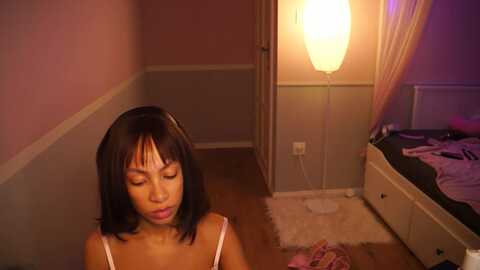 cherrynpie_18 @ myfreecams on 20231021