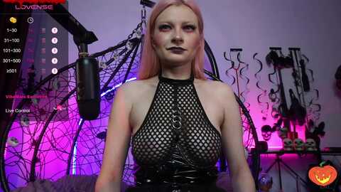 cyberxgoddess @ myfreecams on 20231021