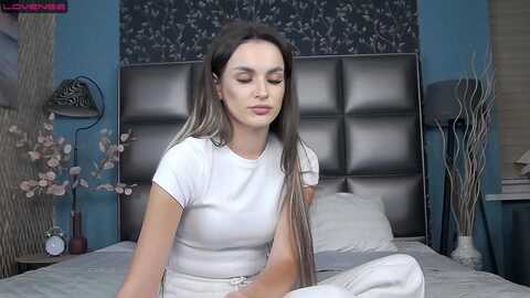 dimelison @ myfreecams on 20231021