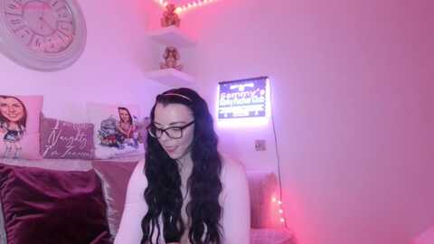 innocentsamx @ myfreecams on 20231021