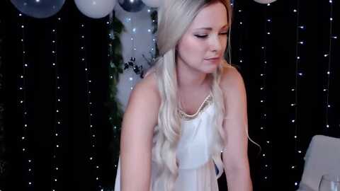 kellyheart @ myfreecams on 20231021