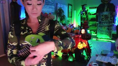 lexxipocus @ myfreecams on 20231021