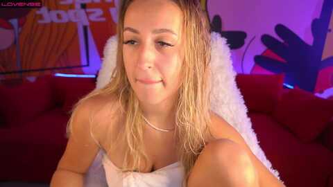 lia__angel @ myfreecams on 20231021