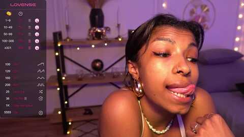 manelikpearce @ myfreecams on 20231021