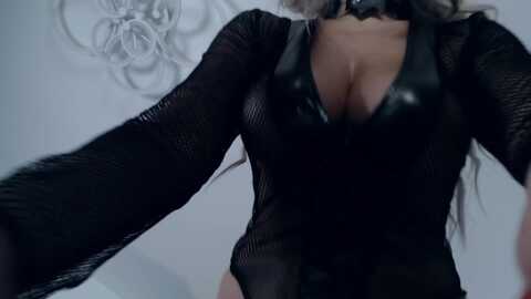 marrylouanne @ myfreecams on 20231021