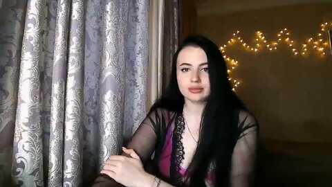 nelly_kent @ myfreecams on 20231021