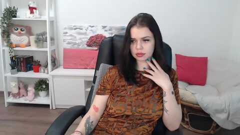 nicolyrio @ myfreecams on 20231021