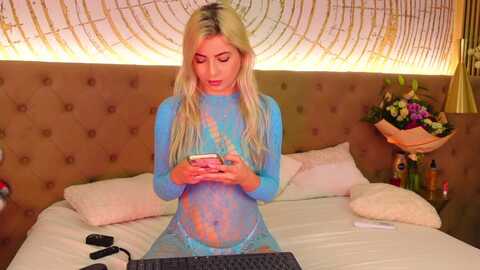 selenabell @ myfreecams on 20231021