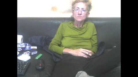sexygeny @ myfreecams on 20231021