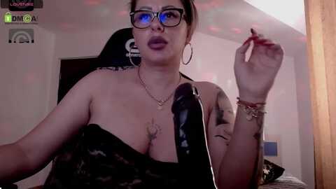 sonyadevon @ myfreecams on 20231021