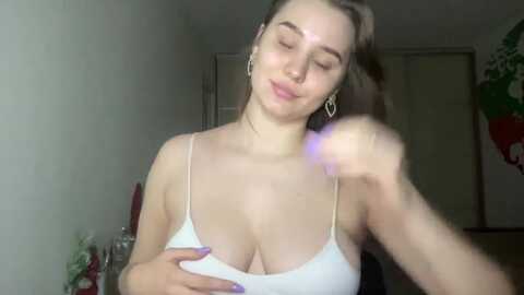 tifanytatum @ myfreecams on 20231021