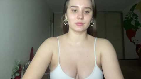 tifanytatum @ myfreecams on 20231021