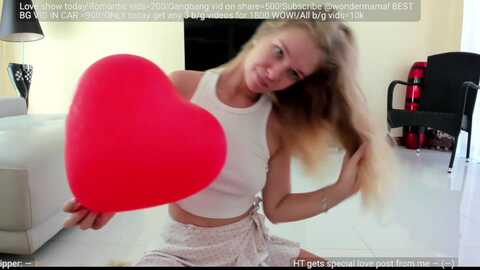 wondermilf @ myfreecams on 20231021