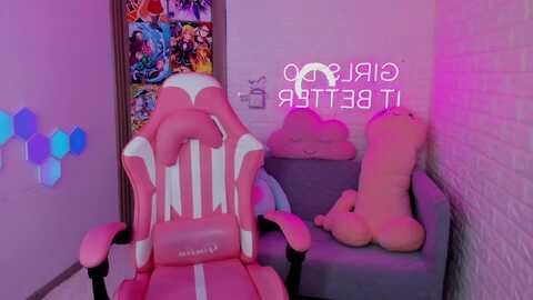 aprilwong @ myfreecams on 20231022