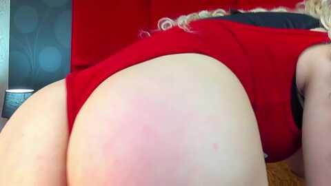 irisbella @ myfreecams on 20231022