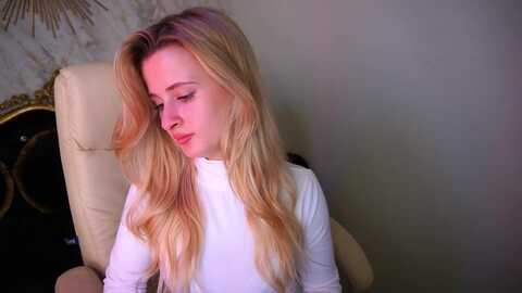 petitelexy @ myfreecams on 20231022