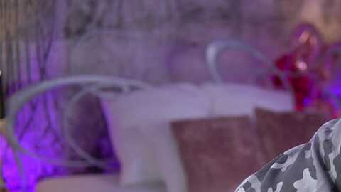 yamirakim @ myfreecams on 20231022