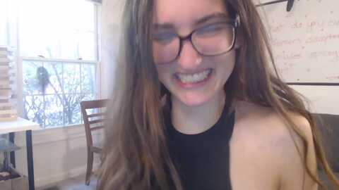 alicefunker @ myfreecams on 20231023