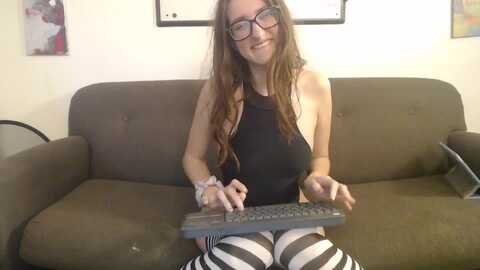 alicefunker @ myfreecams on 20231023