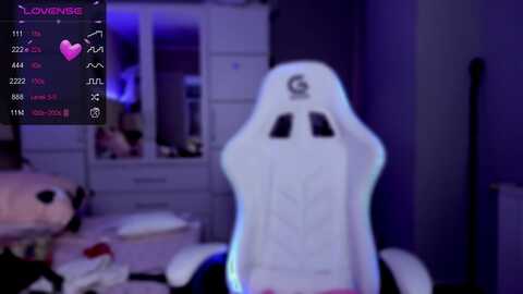 aliciarey @ myfreecams on 20231023